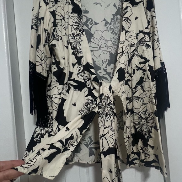 Zara kimono size XS - Picture 3 of 5